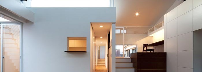 Residence design japonaise par Atelier Tekuto Maison design japonaise- demi niveaux