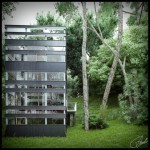 Maison japonaise design en pleine foret