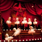Vitrines de Noel Chanel printemps Haussmann