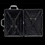 Interieur Valise design Moncler x Rimowa