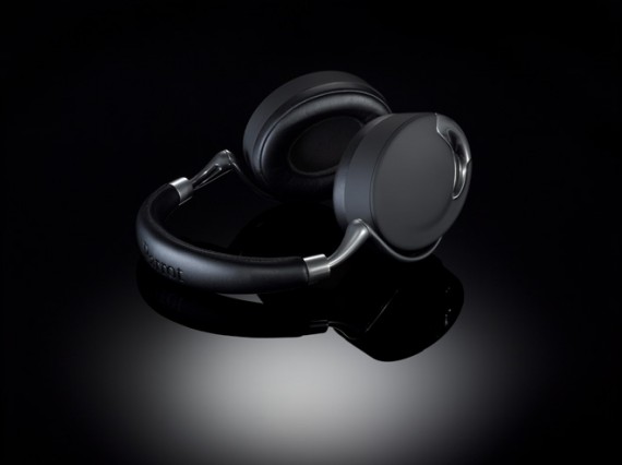 Casque audio Zik Parrot designé par Philippe Starck