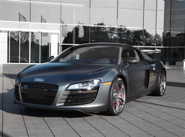 audi-R8