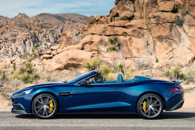 aston-martin-vanquish-volante-2