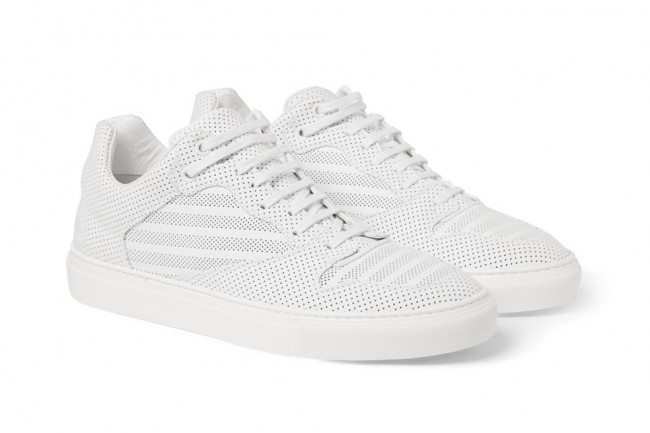 Baskets Balenciaga blanches perforées